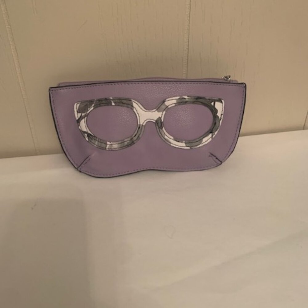 Sunglass/eye glass carrying case